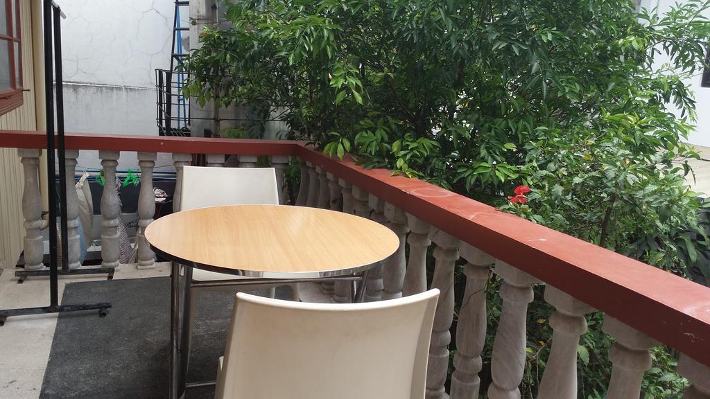 Christopher B&B And Apartments (Adults Only) Paranaque City Екстериор снимка
